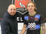 Dundalk sign Scottish defender Jamie Walker