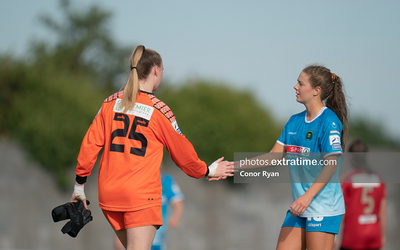 Bohemians’ Courtney Maguire congratulates Peamount United’s Rebecca Watkins at the final whistle with United emerging 3-0 victors in the WNL on Saturday, 25 September 2021.